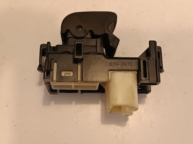 TOYOTA AURIS Jobb hátsó Ablakemelő Kapcsoló 1. kép