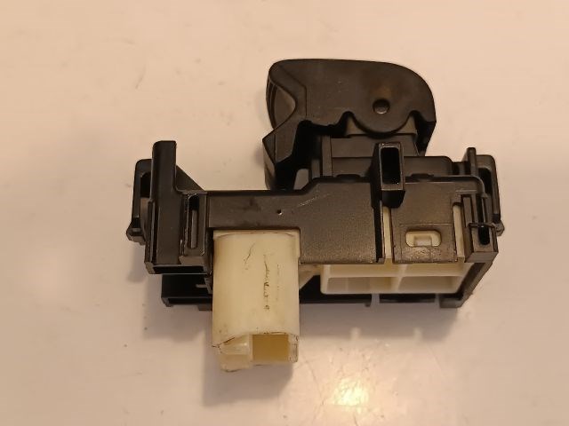 TOYOTA AURIS Jobb hátsó Ablakemelő Kapcsoló 2. kép