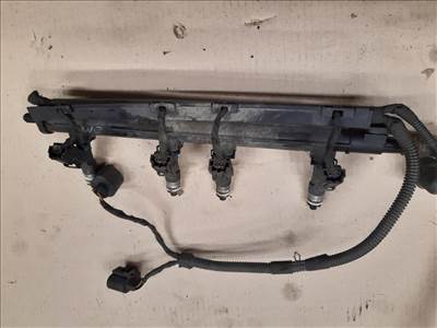 Vw Touran (2003-2010) 2.0 Benzines Injektor Szett 