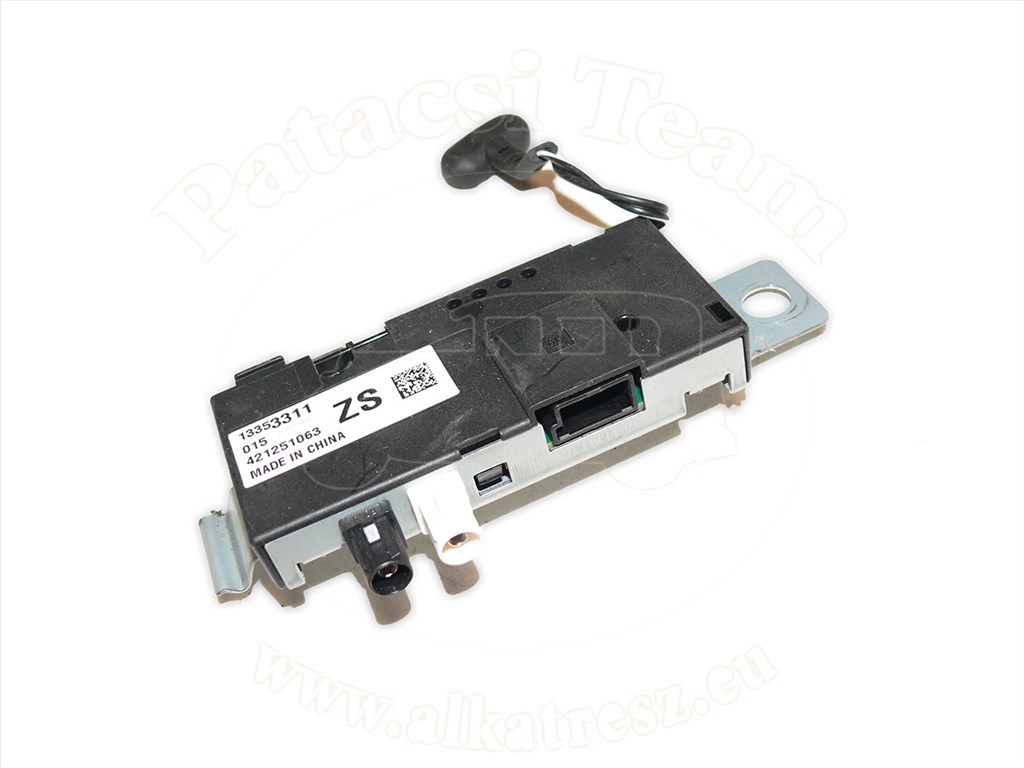 Opel Astra J 2009-2018 - erősítő, jobb oldali hátsó ablakantenna, elhalkulásmentes rendszerhez, caravan, jelölés: ZS 1. kép