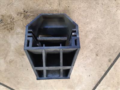 BMW E46 Z4 hûtőtartó bak konzol