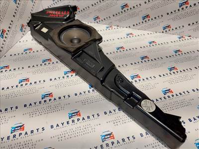 BMW E39 sedan touring jobb első hangszóró