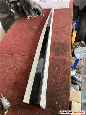 Toyota Yaris (XP130/XP150) Yaris 3 jobb első alsó ajtó díszléc 