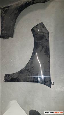 Ford Focus Mk 3 bal első sárvédő .