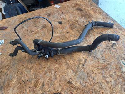 Ford Fiesta Mk5 (2001-2008) 1.3 Benzines  Termosztát Ház