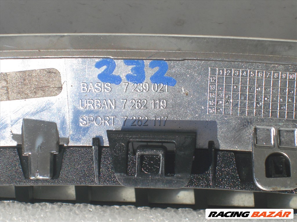BMW 1-es F20 F21 Bal Gyári Vese Díszrács 7239021 2011-től 5. kép