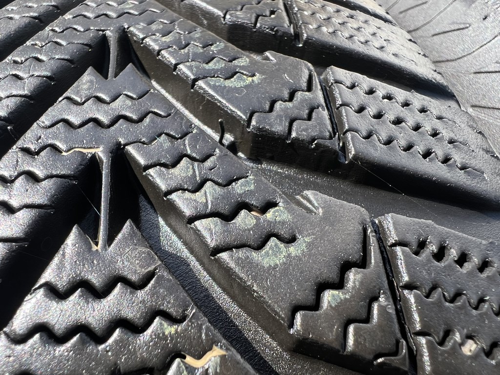165/65 R15 Vredestein Snowtrac 5 téli gumi 6,5mm 4. kép