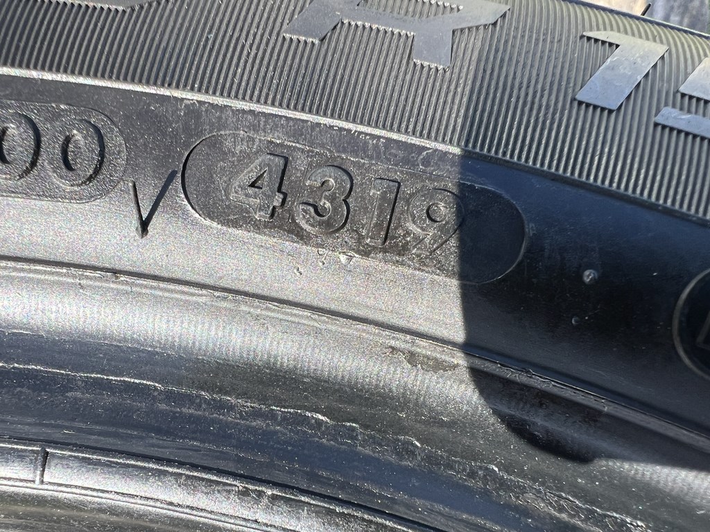 165/65 R15 Vredestein Snowtrac 5 téli gumi 6,5mm 6. kép