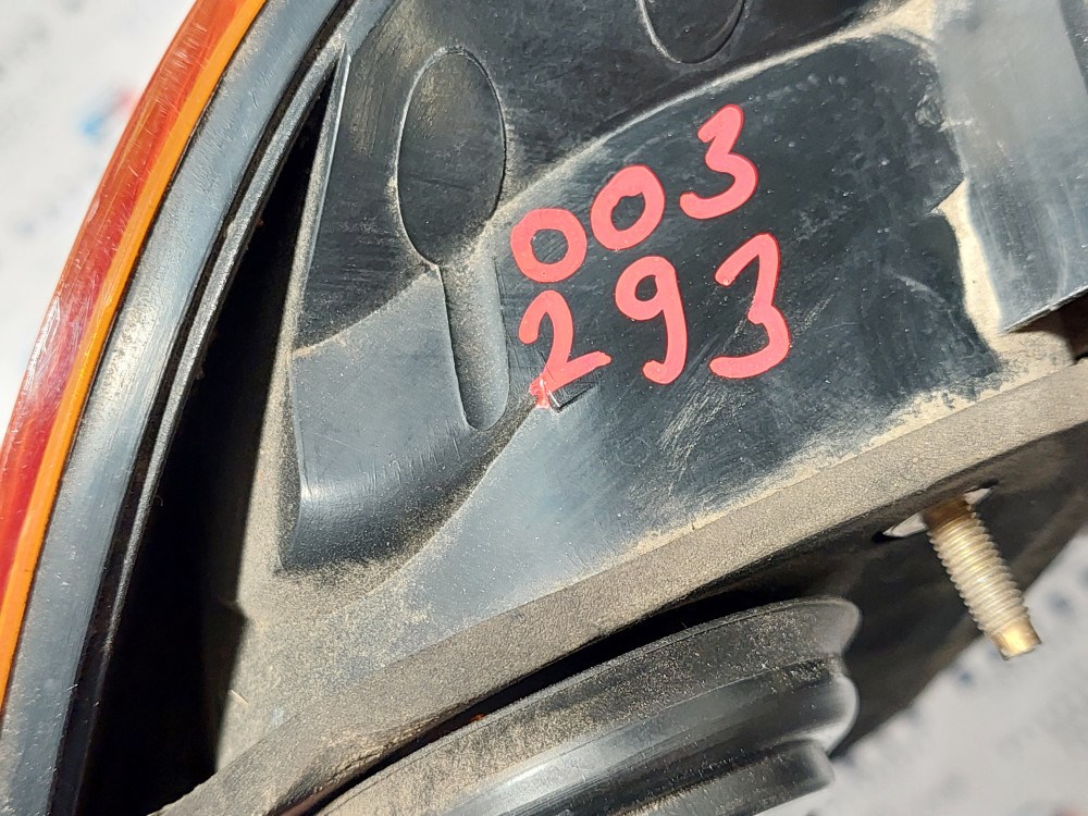 BMW E39 facelift touring sárga indexes jobb hátsó lámpa 5. kép