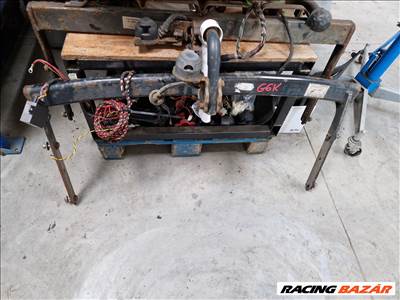 Volkswagen Golf V / VI kombi gyári Westfalia fix vonóhorog