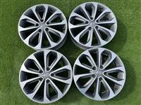 5x114.3 18" Nissan gyári alufelni 6,5Jx18h2 ET40