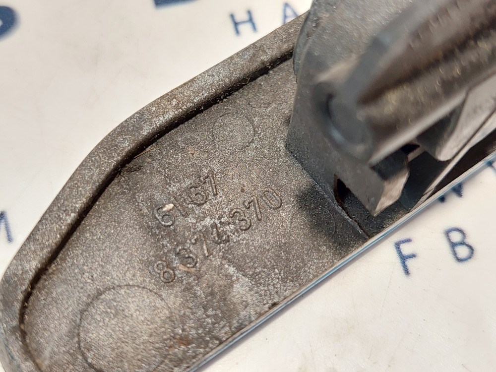 BMW E46 sedan touring jobb elsõ fényszórómosós lámpamosó bajuszléc bajusz léc takaró fúvóka 3. kép