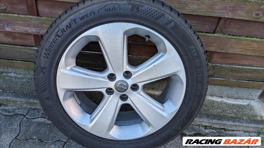  18" használt felni, rajta 215/55 újszerű Kumho téli gumi gumi  1. kép