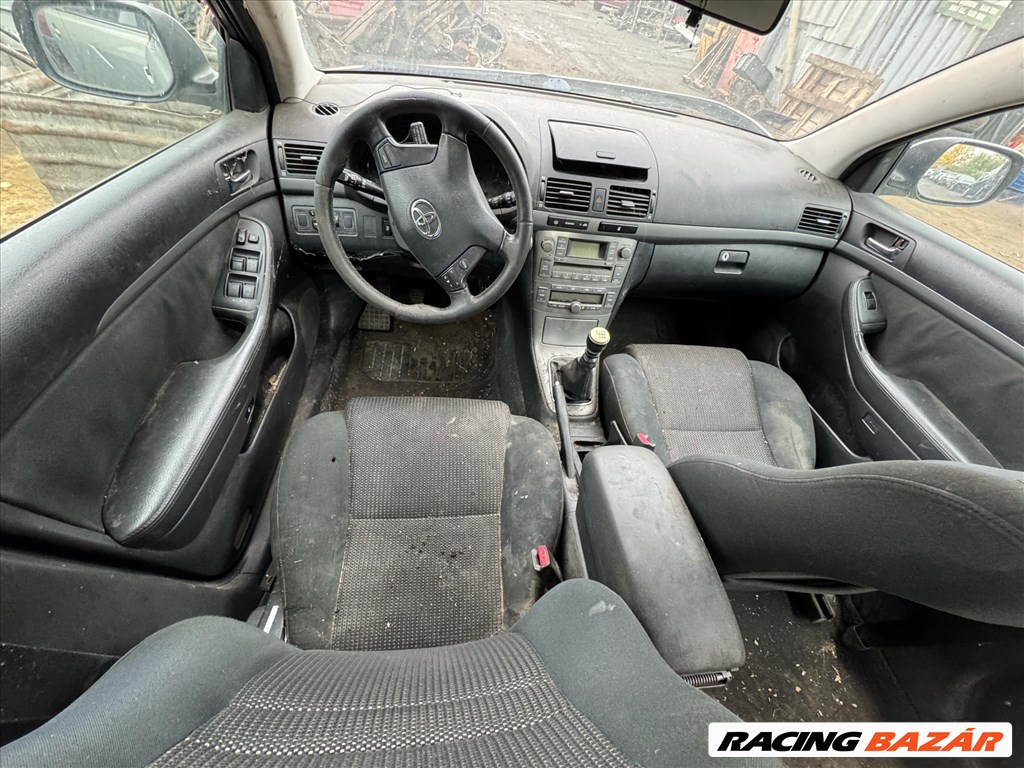 Toyota Avensis T25 2.0 -1AD-  bontott alkatrészei 3. kép