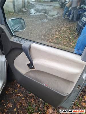 Mercedes Vito 638 V-osztály jobb első kárpit 