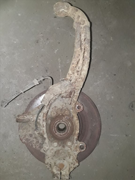 Nissan Navara D40 Jobb Első Csonkállvány Kerékaggyal + ABS Jeladó 1. kép