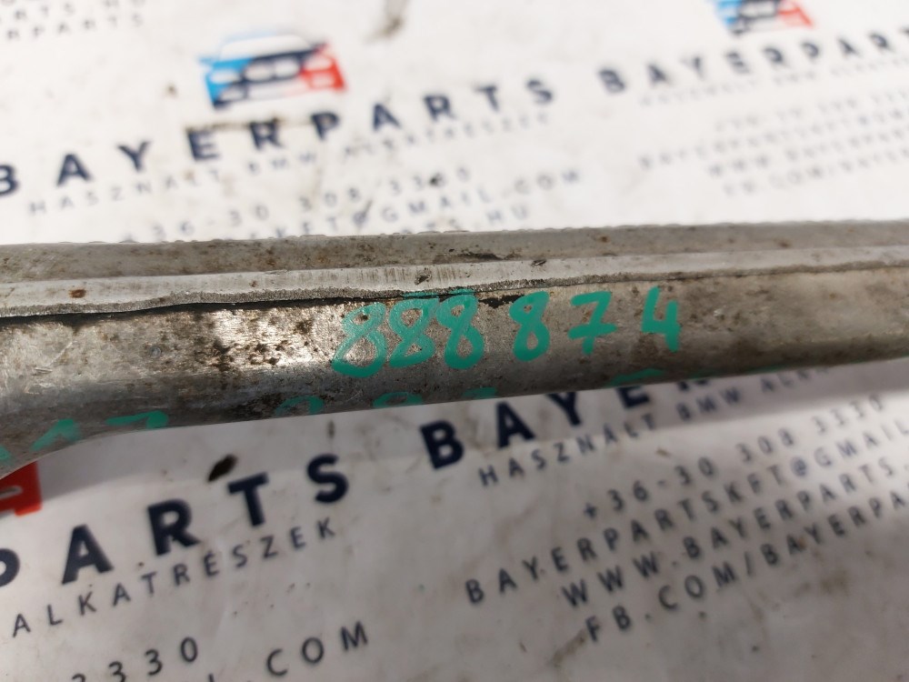 BMW E81 E82 E87 E88 E90 E91 E92 E93 E84 X1 jobb elsõ kicsi lengõkar 4. kép