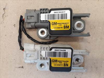 Opel Vectra C (2002-2009) Oldal Ütközés Érzékelő