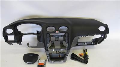 Ford Focus II MK2 2 Eladó gyári, bontott légzsákszett, műszerfal , komplett