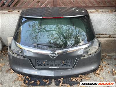 Opel Insignia A csomagtérajtó 