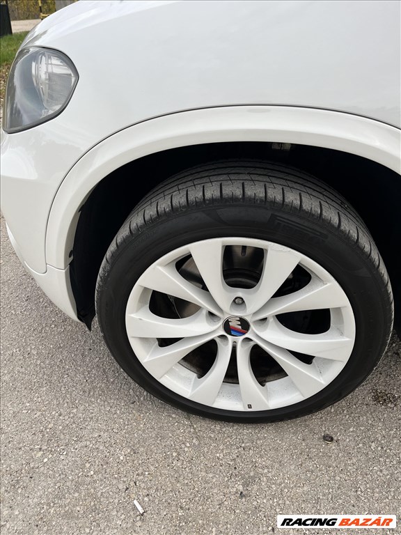  5x120 lyukosztású 20" használt alufelni, rajta 275/40 használt Pirelli nyári gumi gumi  3. kép