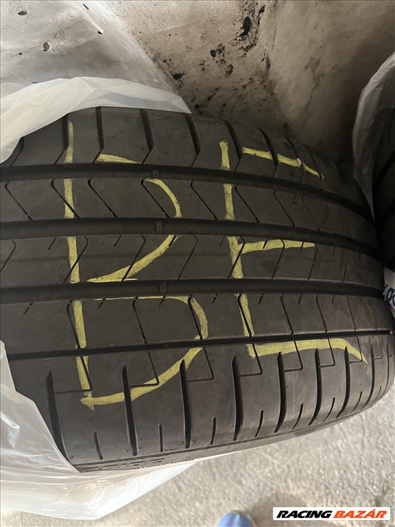  5x120 lyukosztású 20" használt alufelni, rajta 275/40 használt Pirelli nyári gumi gumi  5. kép