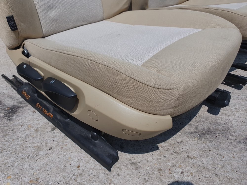 BMW E91 bézs ülésszett ajtókárpittal 3. kép