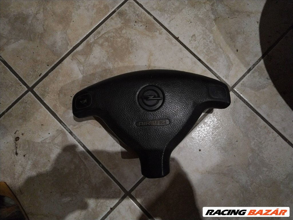 Opel Astra G Kormánylégzsák  1. kép