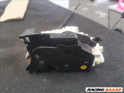 Seat Altea XL 1.6 TDI Bal hátsó Ajtózár  5p0839011