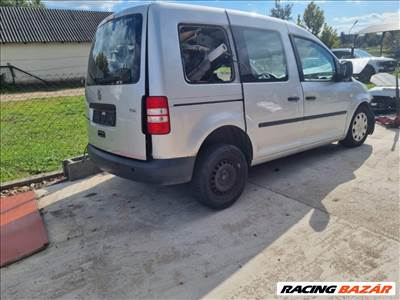 Volkswagen Caddy III bontott alkatrészei
