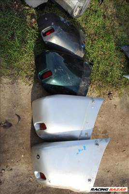 Toyota Rav4 2 2000-2006 hátsó lökhárító sarok radaros 5 ajtós jobb