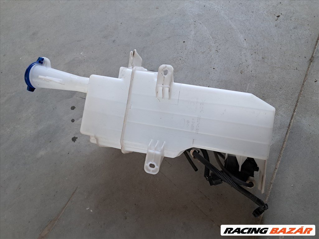 Kia Cee'd (CD) 1.5 T-GDI ablakmosó tartály  96610j7000 1. kép