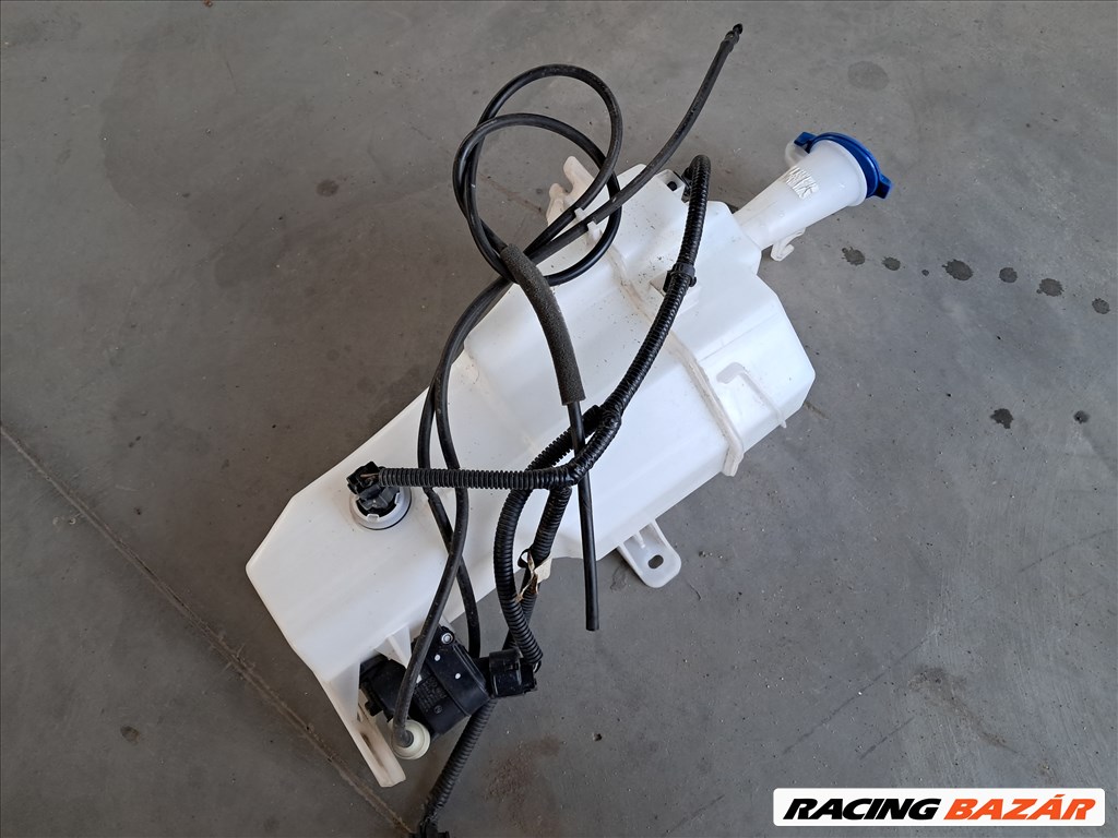 Kia Cee'd (CD) 1.5 T-GDI ablakmosó tartály  96610j7000 3. kép