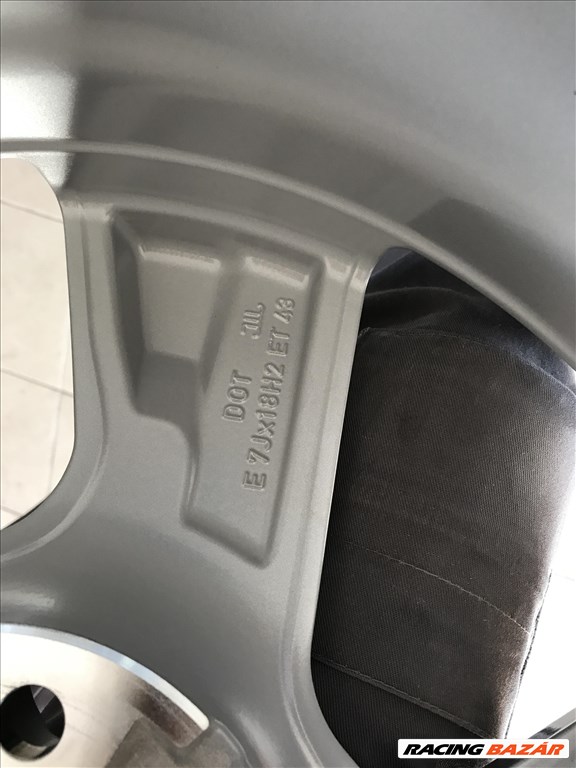  18" -as,5x112-es újszerű gyári Audi alufelni 4. kép