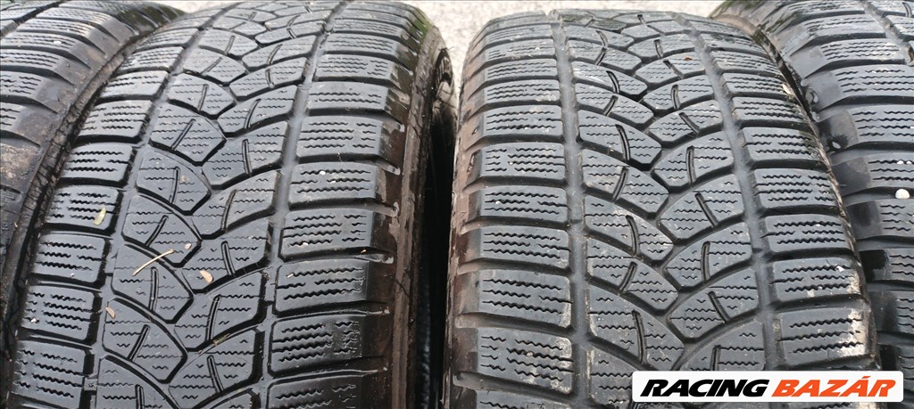  215/60 R17" téli gumi garnitúra jó állapotban eladó! 10. kép