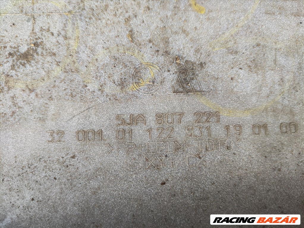 Skoda Rapid első lökhárító  5ja807221 18. kép