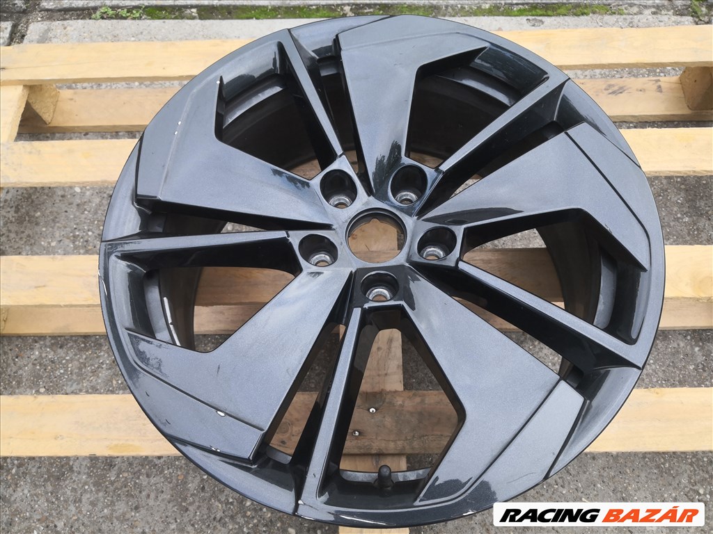 Skoda Octavia 18-as gyári alufelni 5x112-es 1db 1. kép