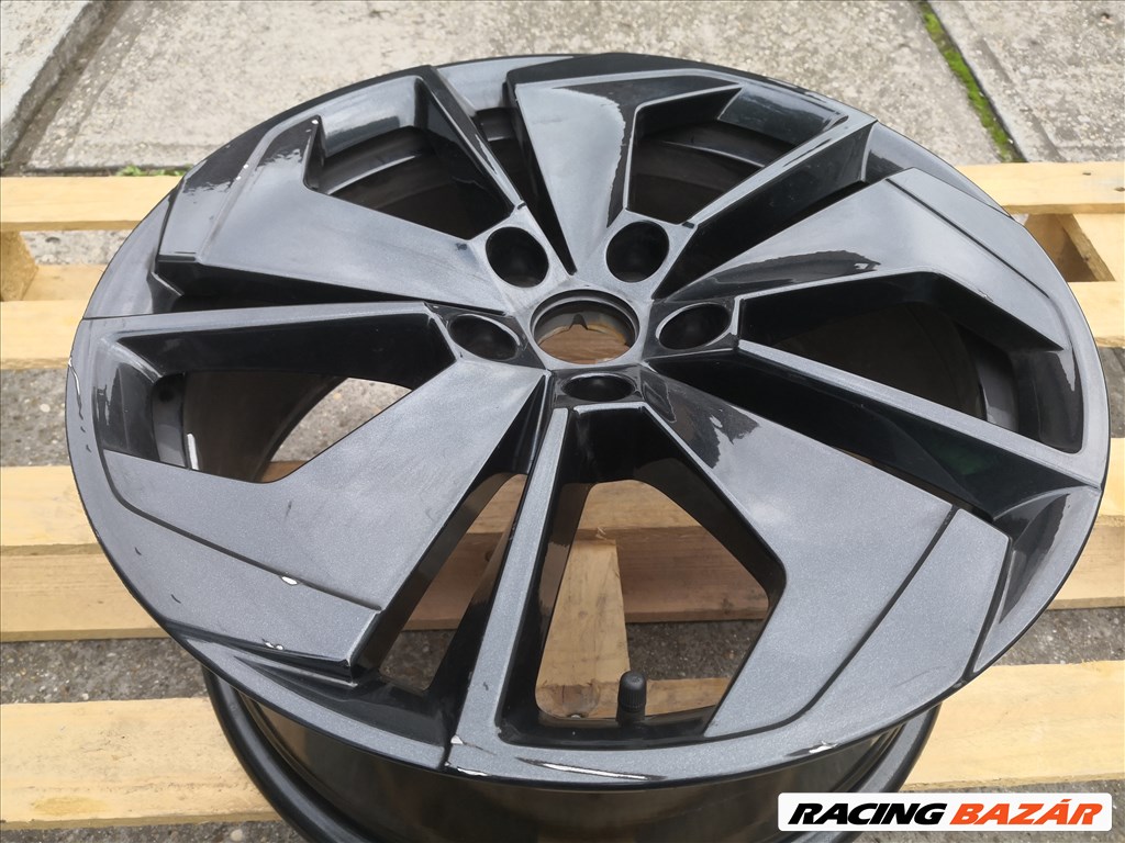 Skoda Octavia 18-as gyári alufelni 5x112-es 1db 11. kép