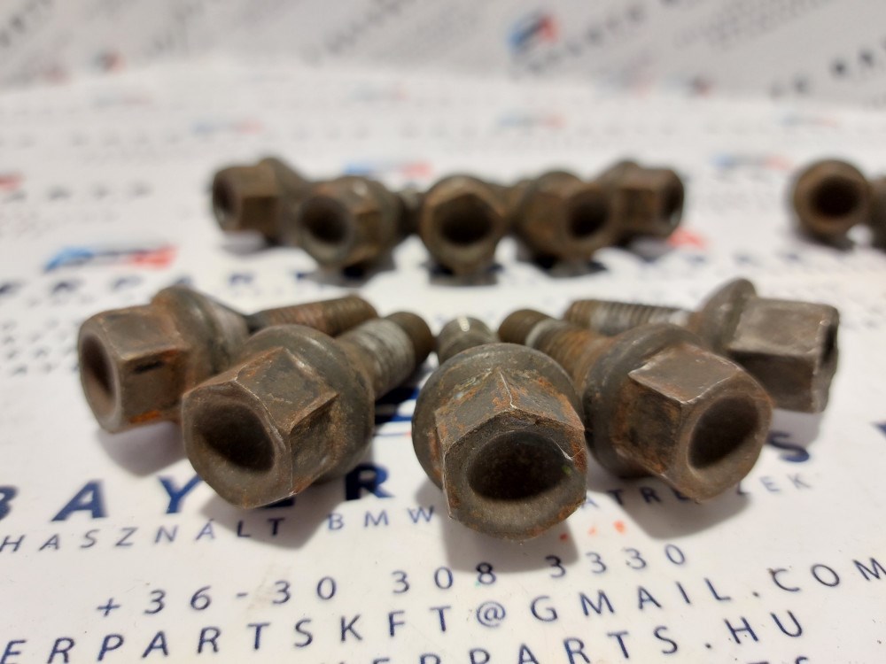 BMW E21 E30 E36 E46 E90 E87 E28 E34 E39 E60 E32 E38 X1 X5 stb. gyári kerékcsavar kerék csavar szett 2. kép