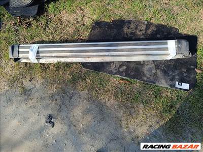 Toyota Rav4 3 2007 fellépő és tartókonzol 