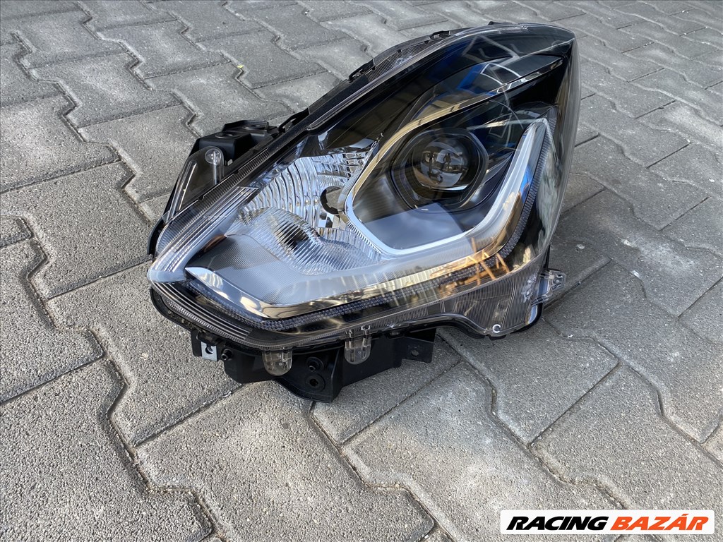 SUZUKI SWIFT MK8 2021 BAL FULL LED FÉNYSZÓRÓ ELADÓ 2. kép