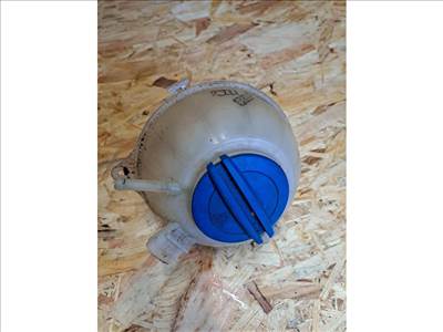 Vw Polo 9N (2002-2009) 1.4 Benzines Kiegyenlítő Tartály