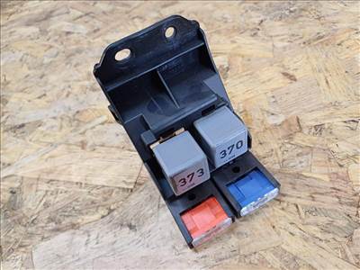 Audi A6 C6 4F ( 2004-2011) 2.7Tdi  3.0Tdi V6 Diesel Relé