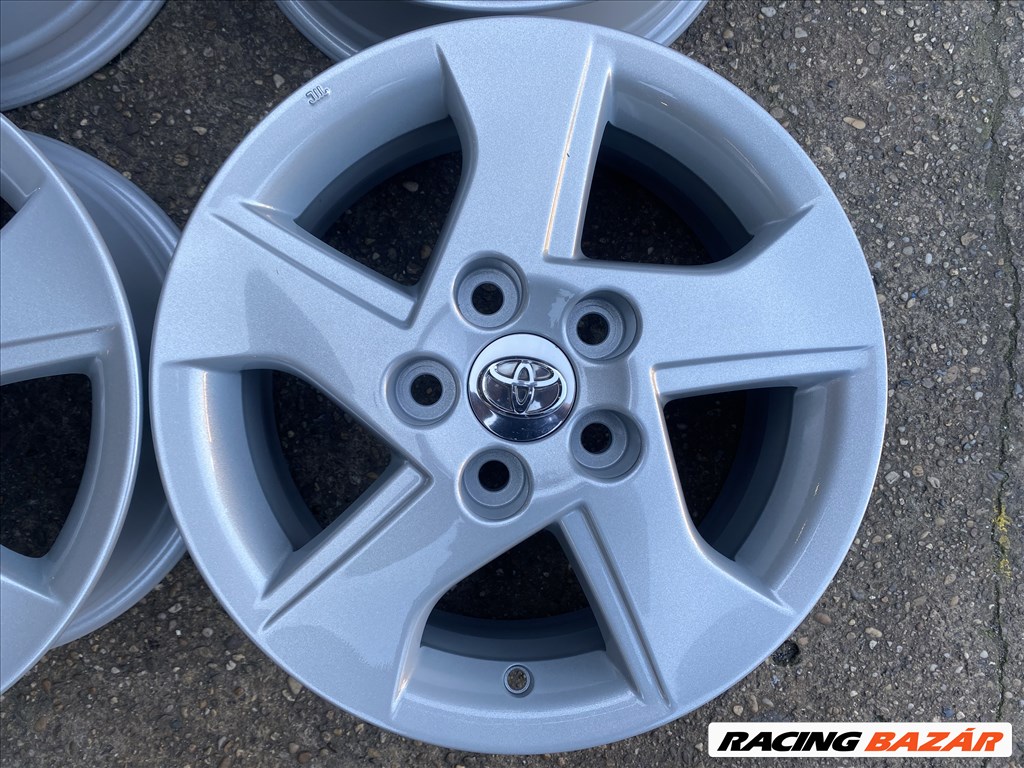 4db gyári 15" Toyota Auris - Corolla alufelni. (3529) 2. kép