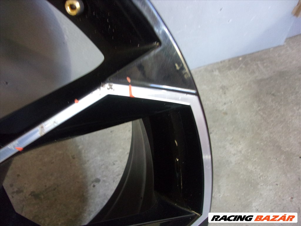 Gyári alufelni Skoda Octavia RS 19x7,5ET51 4. kép