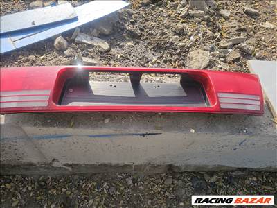 Suzuki Swift III Hátsó lámpa 