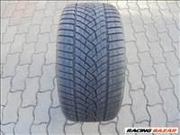 255/35 R19" 1 db újszerű Goodyear téli gumi ELADÓ