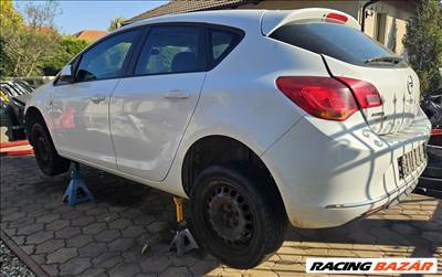 Opel Astra J A16xer bontott alkatrészei