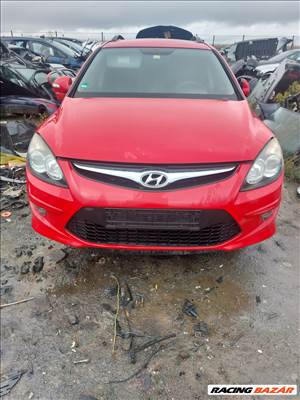 Hyundai i30 (FD) bontott alkatrészei
