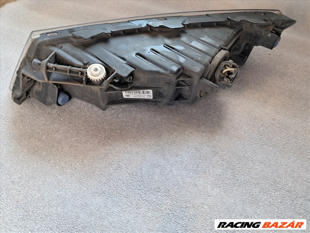 Skoda Superb III Bal ködlámpa  3. kép